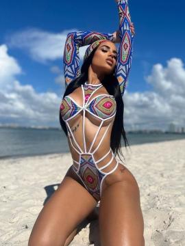 OnlyFans - BIKINI GIRLS 👧 😍 Scene 10500