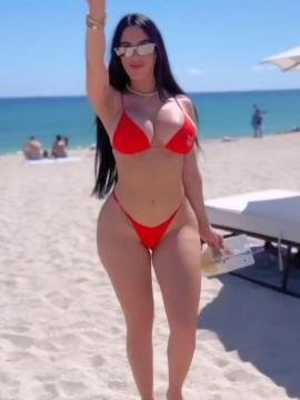 OnlyFans - BIKINI GIRLS 👧 😍 Scene 10541 — photo 18 of 20