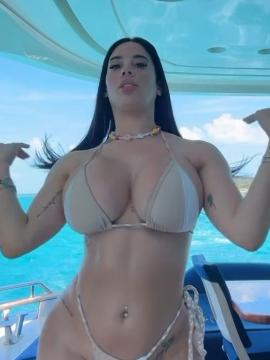 OnlyFans - BIKINI GIRLS 👧 😍 Scene 10547 — photo 8 of 20