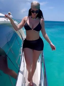 OnlyFans - BIKINI GIRLS 👧 😍 Scene 10550 — photo 4 of 20