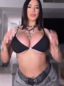 OnlyFans - BIKINI GIRLS 👧 😍 Scene 10552 — photo 1 of 20