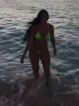 OnlyFans - BIKINI GIRLS 👧 😍 Scene 10577 — photo 17 of 20
