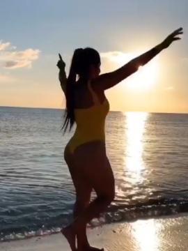 OnlyFans - BIKINI GIRLS 👧 😍 Scene 10588 — photo 9 of 20