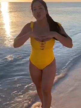 OnlyFans - BIKINI GIRLS 👧 😍 Scene 10588 — photo 10 of 20