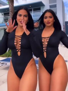 OnlyFans - BIKINI GIRLS 👧 😍 Scene 10624 — photo 14 of 20