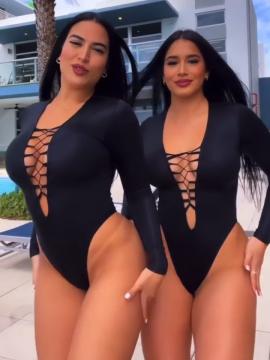 OnlyFans - BIKINI GIRLS 👧 😍 Scene 10624 — photo 15 of 20