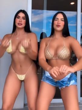 OnlyFans - BIKINI GIRLS 👧 😍 Scene 10627 — photo 1 of 20