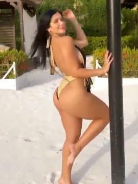 OnlyFans - BIKINI GIRLS 👧 😍 Scene 10636 — photo 13 of 20