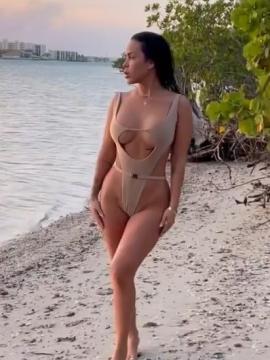 OnlyFans - BIKINI GIRLS 👧 😍 Scene 10673 — photo 7 of 20