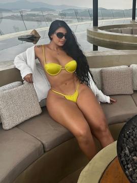 OnlyFans - BIKINI GIRLS 👧 😍 Scene 10722