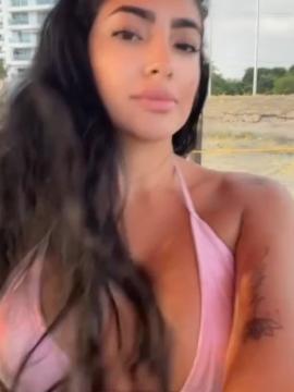 OnlyFans - BIKINI GIRLS 👧 😍 Scene 10729