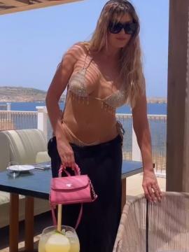 OnlyFans - BIKINI GIRLS 👧 😍 Scene 10740 — photo 10 of 20