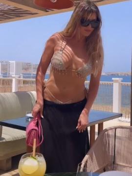 OnlyFans - BIKINI GIRLS 👧 😍 Scene 10740
