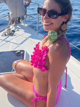 OnlyFans - BIKINI GIRLS 👧 😍 Scene 11016 — photo 11 of 20