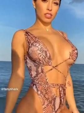 OnlyFans - BIKINI GIRLS 👧 😍 Scene 11028 — photo 13 of 20