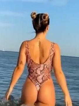 OnlyFans - BIKINI GIRLS 👧 😍 Scene 11028
