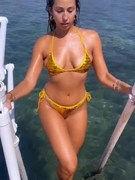 OnlyFans - BIKINI GIRLS 👧 😍 Scene 11040 — photo 6 of 20