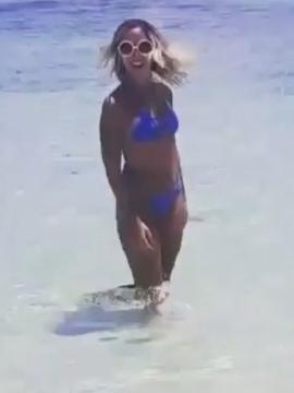 OnlyFans - BIKINI GIRLS 👧 😍 Scene 11051