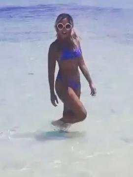 OnlyFans - BIKINI GIRLS 👧 😍 Scene 11051 — photo 10 of 20