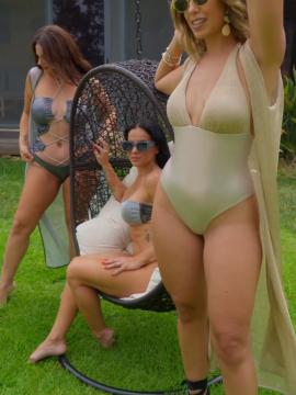 OnlyFans - BIKINI GIRLS 👧 😍 Scene 11134 — photo 2 of 20