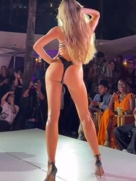 OnlyFans - BIKINI GIRLS 👧 😍 Scene 11265 — photo 9 of 20