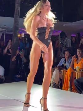 OnlyFans - BIKINI GIRLS 👧 😍 Scene 11265 — photo 12 of 20