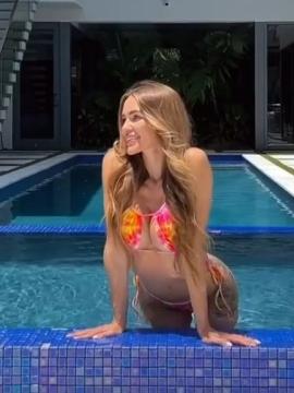 OnlyFans - BIKINI GIRLS 👧 😍 Scene 11285