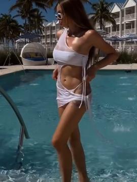 OnlyFans - BIKINI GIRLS 👧 😍 Scene 11293