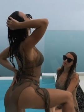 OnlyFans - BIKINI GIRLS 👧 😍 Scene 11341 — photo 10 of 20