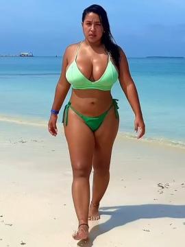 OnlyFans - BIKINI GIRLS 👧 😍 Scene 11396 — photo 8 of 20