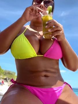 OnlyFans - BIKINI GIRLS 👧 😍 Scene 11407 — photo 13 of 20