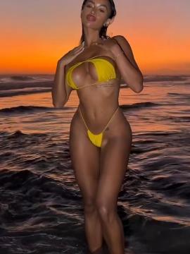 OnlyFans - BIKINI GIRLS 👧 😍 Scene 11551 — photo 9 of 20