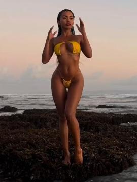 OnlyFans - BIKINI GIRLS 👧 😍 Scene 11551