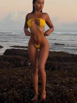 OnlyFans - BIKINI GIRLS 👧 😍 Scene 11551 — photo 19 of 20