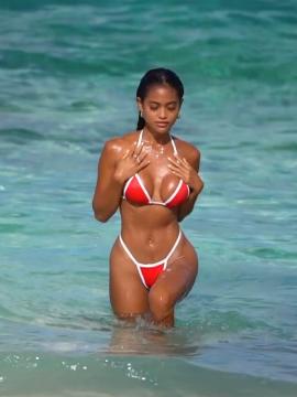 OnlyFans - BIKINI GIRLS 👧 😍 Scene 11559 — photo 12 of 20