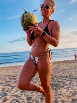 OnlyFans - BIKINI GIRLS 👧 😍 Scene 11594 — photo 17 of 20