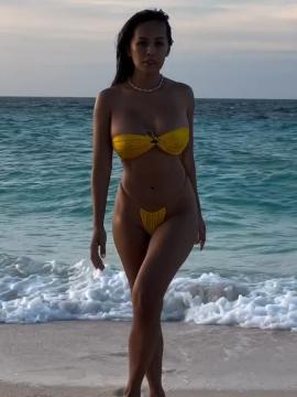 OnlyFans - BIKINI GIRLS 👧 😍 Scene 11617 — photo 18 of 20