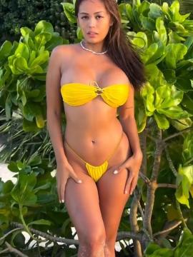 OnlyFans - BIKINI GIRLS 👧 😍 Scene 11618 — photo 7 of 20