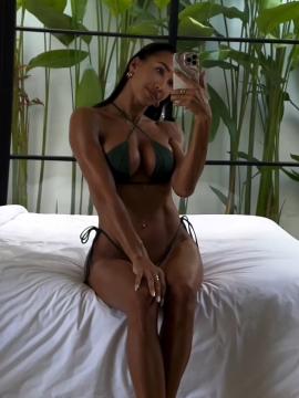 OnlyFans - BIKINI GIRLS 👧 😍 Scene 11618