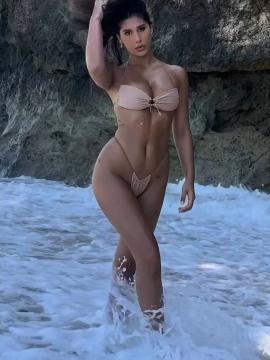 OnlyFans - BIKINI GIRLS 👧 😍 Scene 11628 — photo 18 of 20