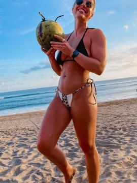 OnlyFans - BIKINI GIRLS 👧 😍 Scene 11629 — photo 16 of 20