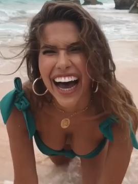 OnlyFans - BIKINI GIRLS 👧 😍 Scene 11672 — photo 7 of 20