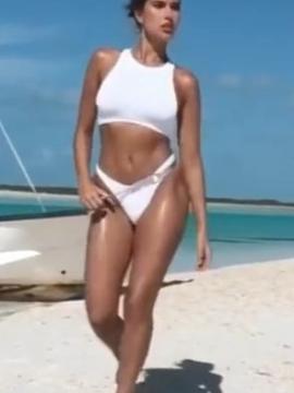 OnlyFans - BIKINI GIRLS 👧 😍 Scene 11697 — photo 16 of 20