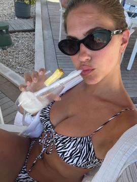 OnlyFans - BIKINI GIRLS 👧 😍 Scene 11700 — photo 1 of 20