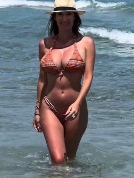 OnlyFans - BIKINI GIRLS 👧 😍 Scene 11713 — photo 9 of 20