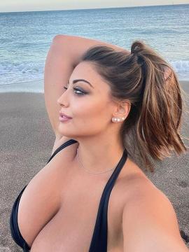 OnlyFans - BIKINI GIRLS 👧 😍 Scene 11714 — photo 10 of 20