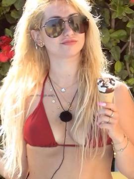 OnlyFans - BIKINI GIRLS 👧 😍 Scene 11761 — photo 17 of 20