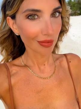 OnlyFans - BIKINI GIRLS 👧 😍 Scene 11903 — photo 17 of 20