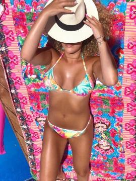 OnlyFans - BIKINI GIRLS 👧 😍 Scene 11930 — photo 11 of 20