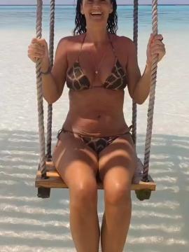 OnlyFans - BIKINI GIRLS 👧 😍 Scene 11938 — photo 4 of 20